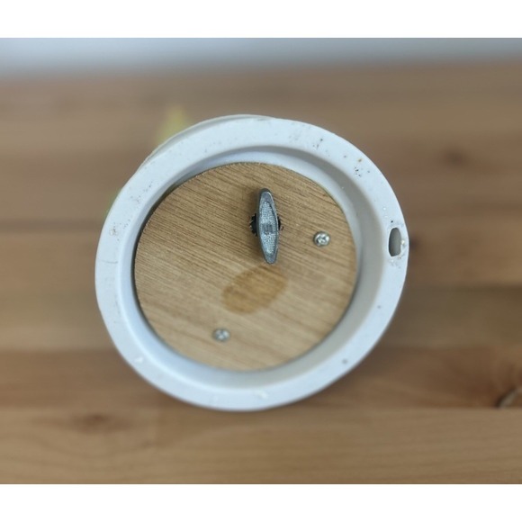 Yellow Bird With Music Box Playing "The Way We Were" Porcelain Figurine 7" - Picture 6 of 9